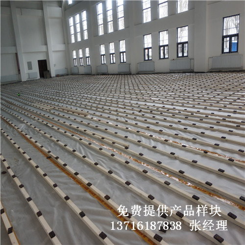 體育木地板廠家,籃球場木地板,運(yùn)動木地板價(jià)格 體育木地板廠家,籃球場木地板,運(yùn)動木地板價(jià)格