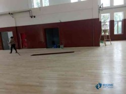 運(yùn)動(dòng)館木地板哪個(gè)牌子比較好